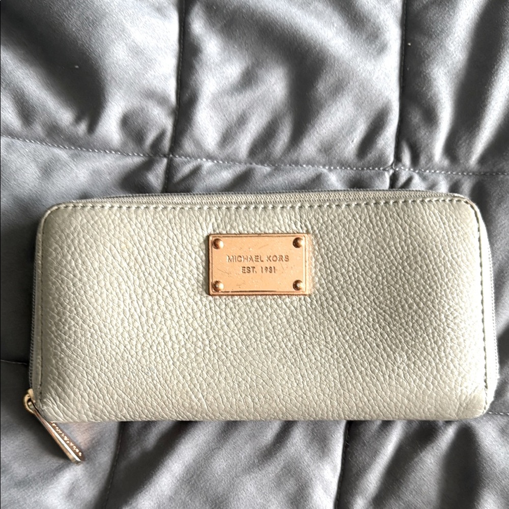 Michael Kors Light Grey Wallet